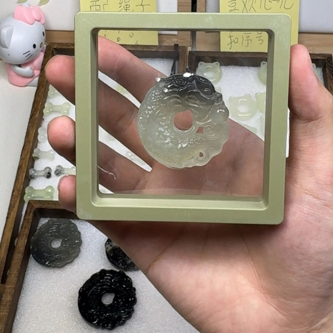 蛇纹石玉吊坠未镶嵌L*.