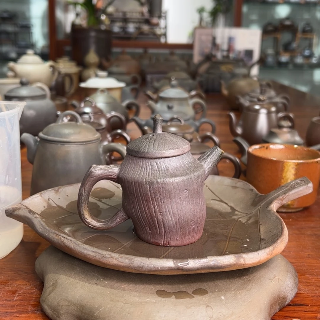 贵台龙窑柴烧茶壶A101一**狗