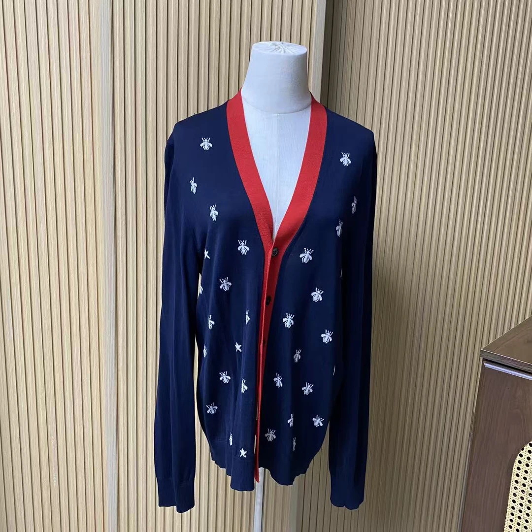 95新 GUCCI/古驰 古驰蜜蜂开衫XXL码/70290191