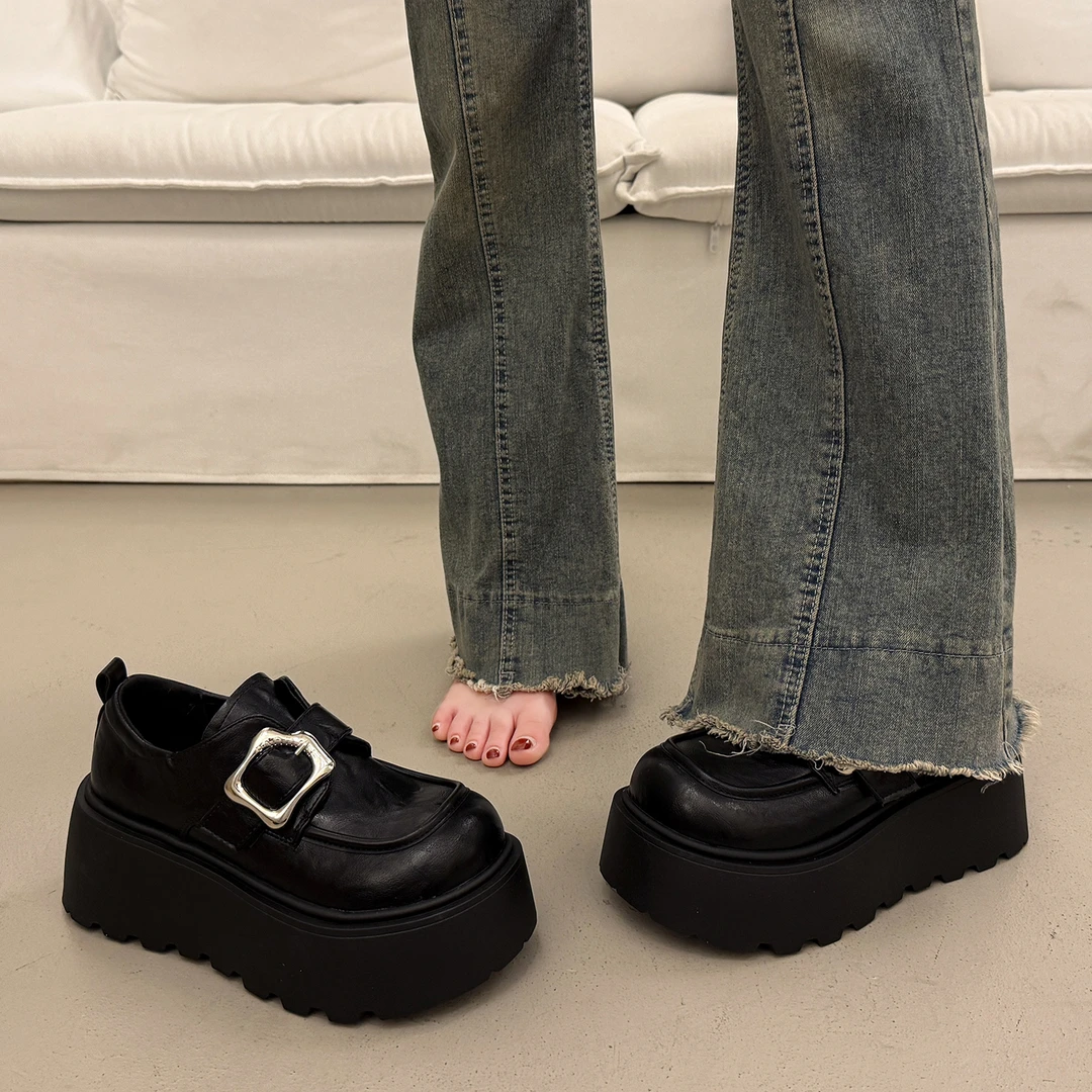 英伦复古厚底增高小皮鞋女秋季百搭黑色单鞋2025新款玛丽珍松糕鞋