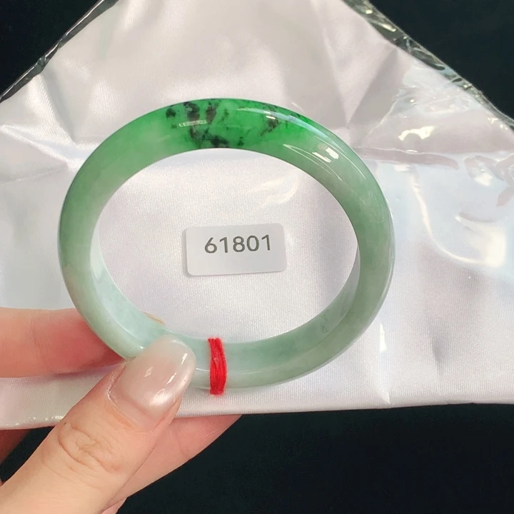 翡翠手镯未镶嵌天然翡翠手镯01