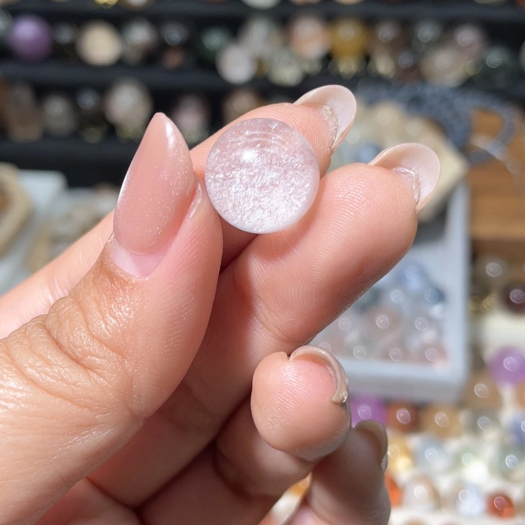 水晶白幽灵圆珠13.6mm未镶嵌S*S