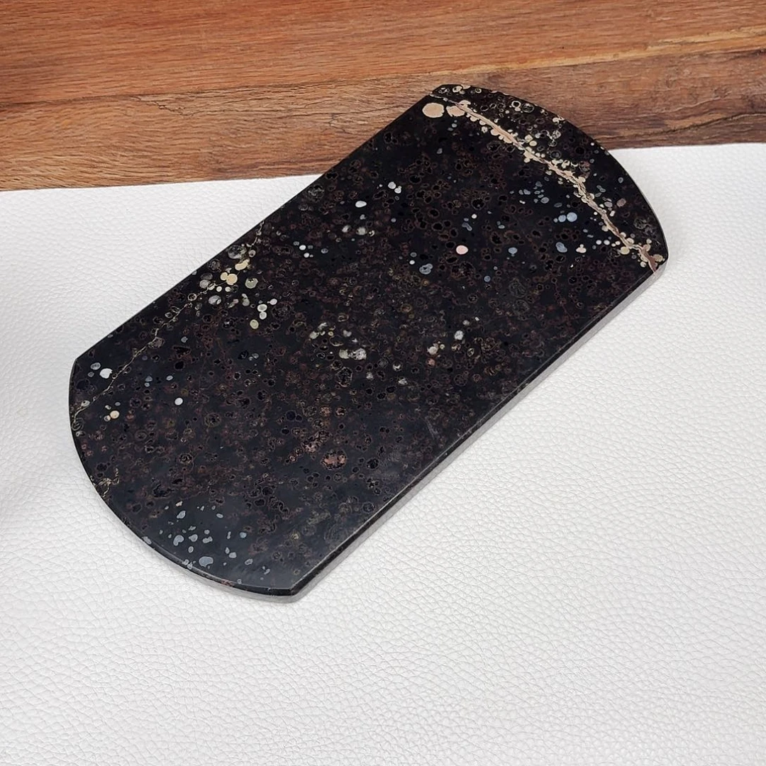 瓷康能美玉安山玉