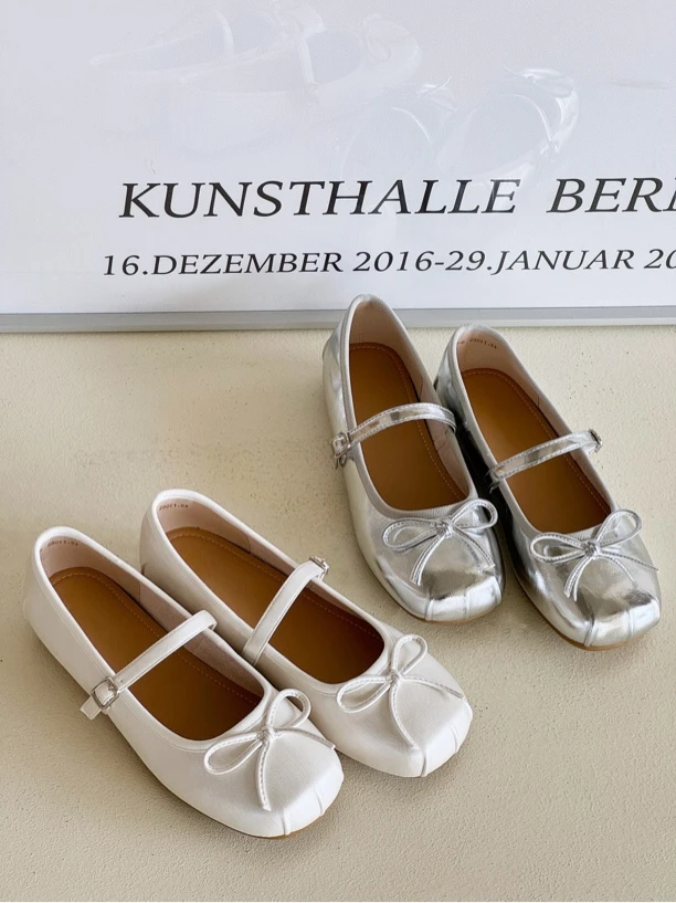 新款法式一字式方头玛丽珍单鞋妈妈鞋浅口平底芭蕾舞百搭小单鞋