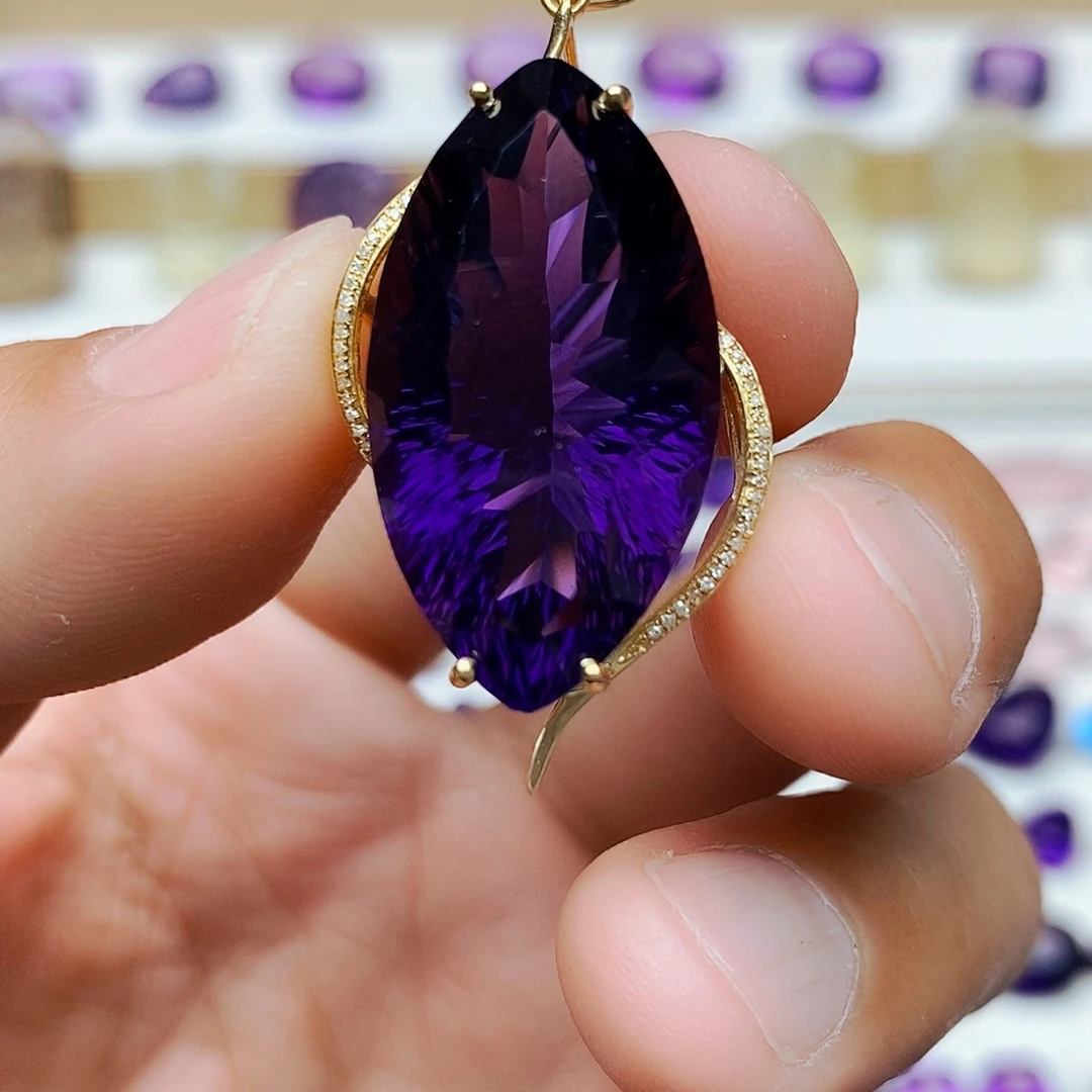 水晶吊坠18K金镶嵌天然