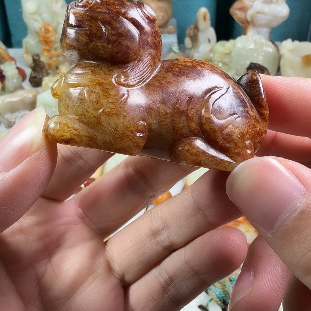 天***。和田玉（糖玉）未镶嵌颈饰