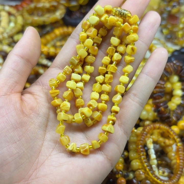 琥珀未镶嵌珠宝奇石