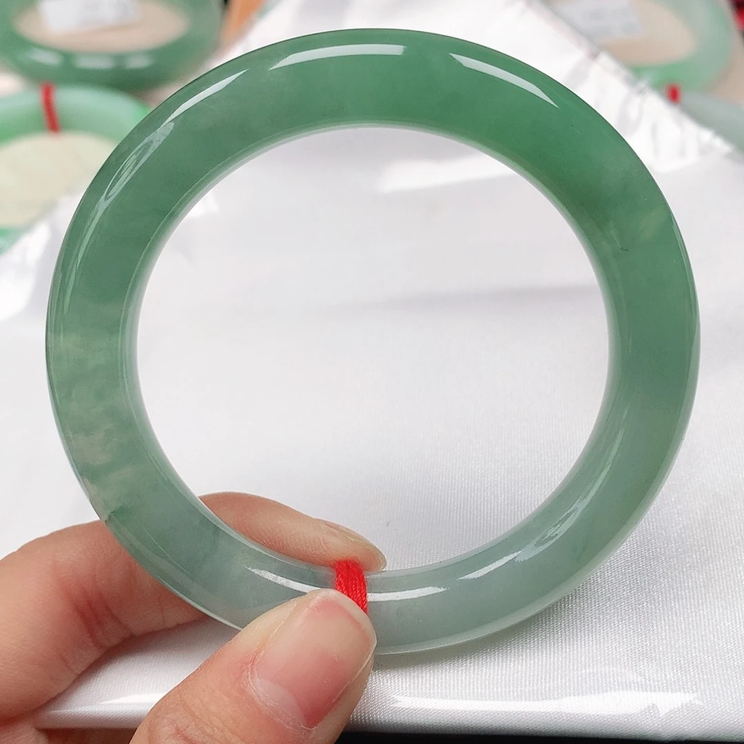 翡翠手镯（圆镯）未镶嵌天然翡翠手镯52