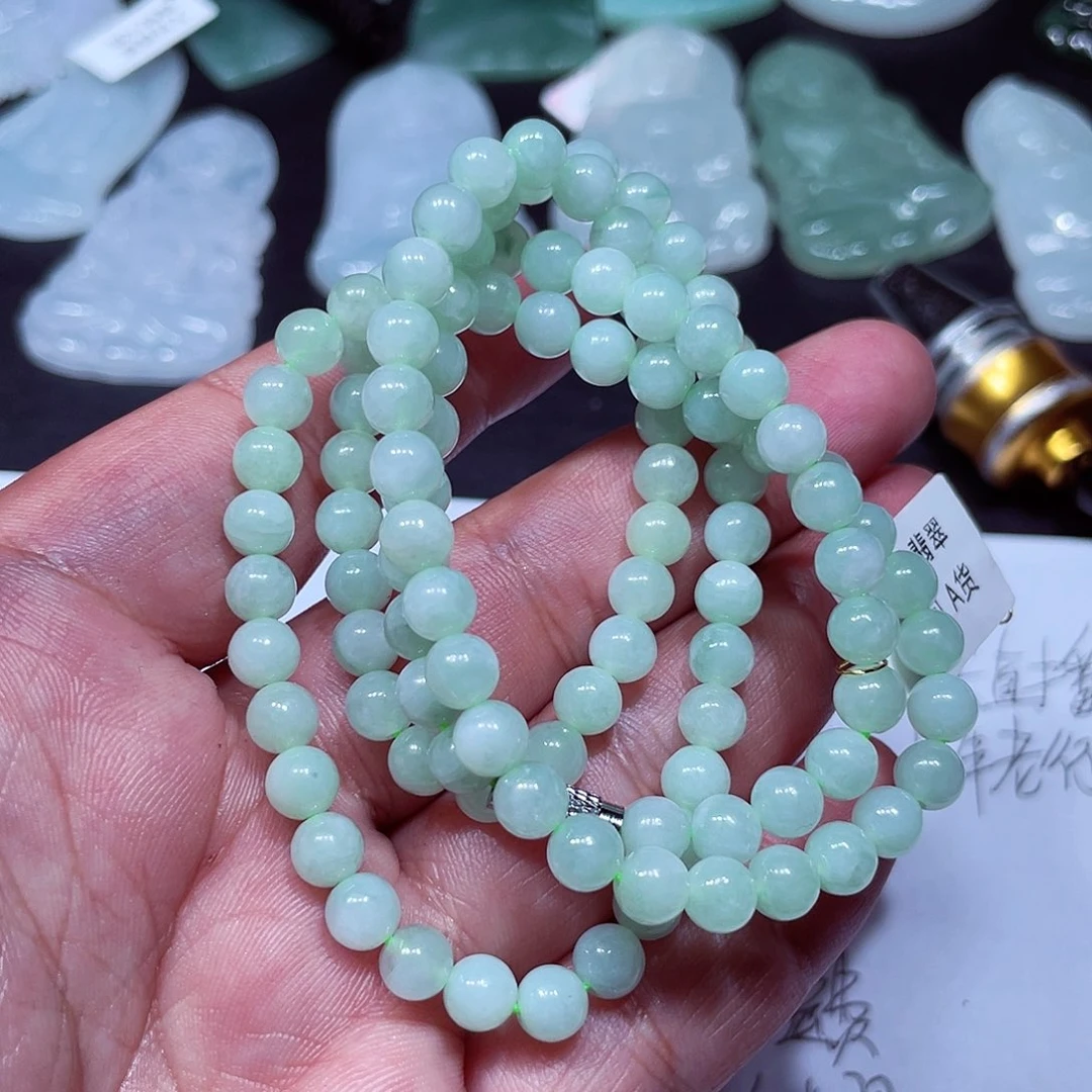 吉***祥翡翠未镶嵌颈饰翡翠