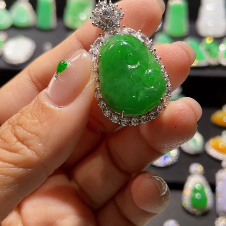 翡翠银S925镶嵌颈饰