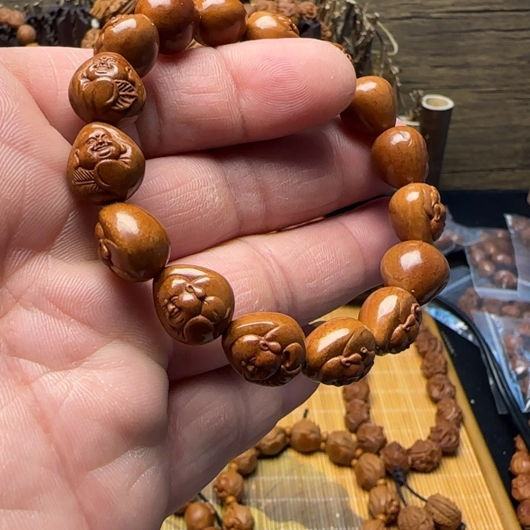 精工雕刻龙纹桃核水滴弥勒手串