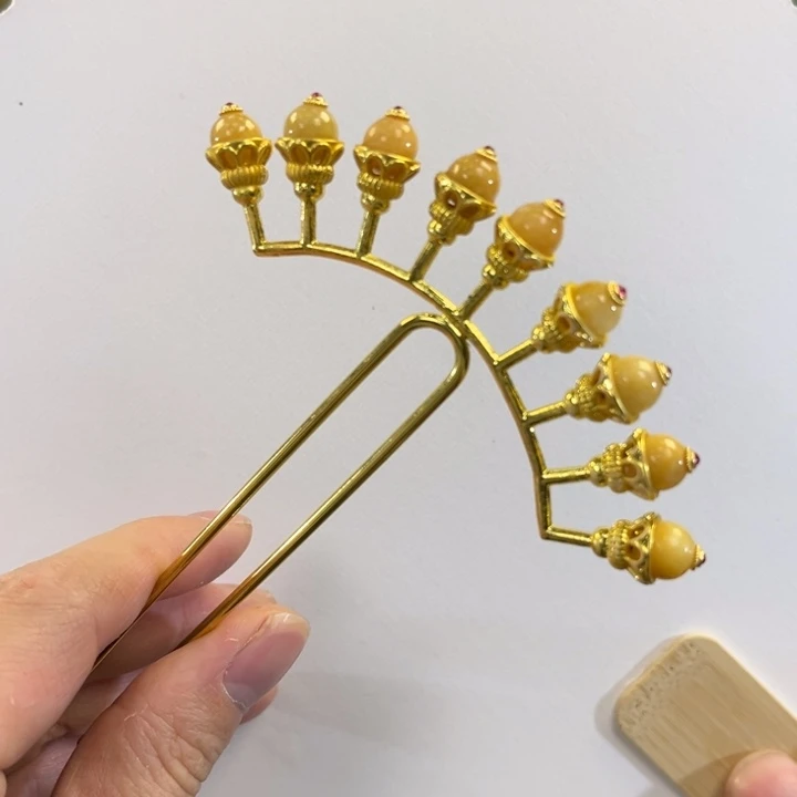 翡翠吊坠(赠链)未镶嵌