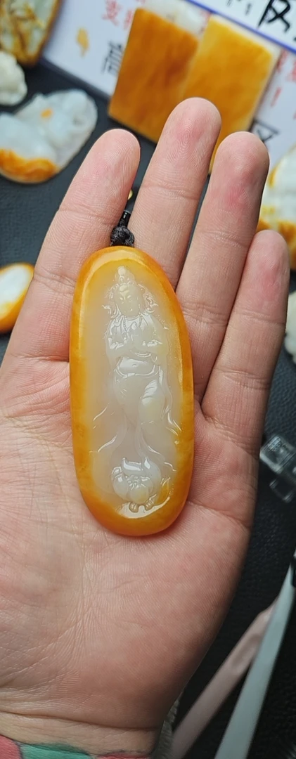 和田玉金包玉站观音南海