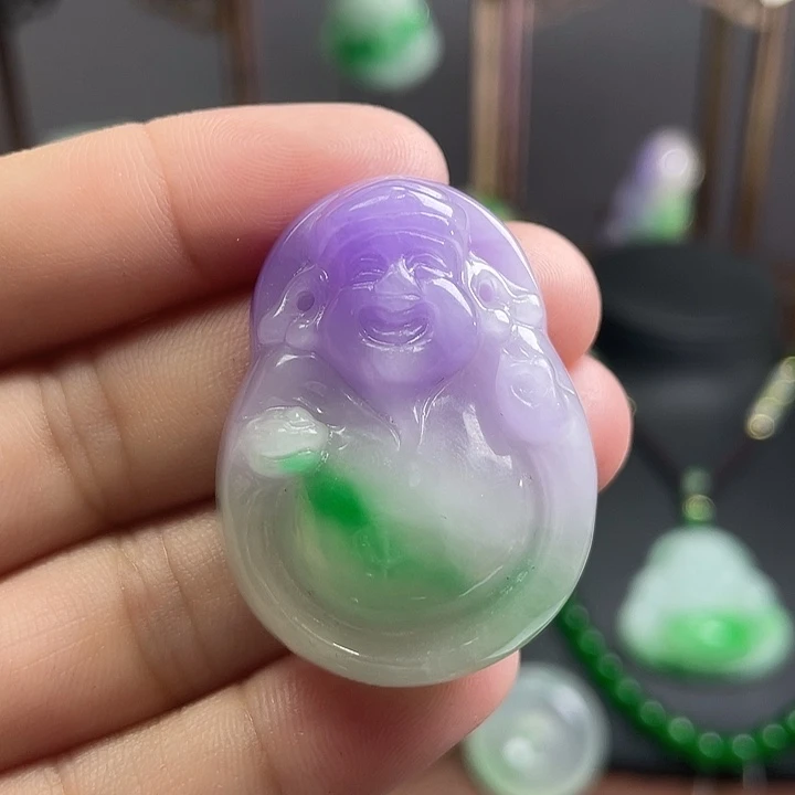 翡翠未镶嵌吊坠(赠链)