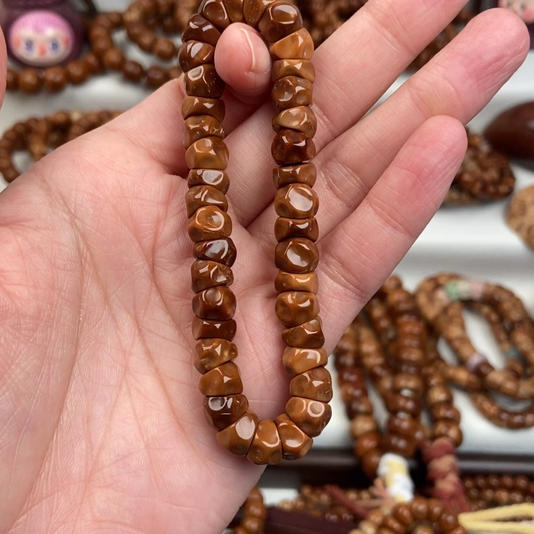 C***a库克手串精挑无相小肠卡9