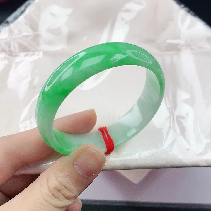 未镶嵌手镯翡翠翡翠333