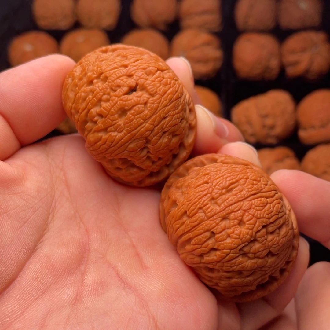 文玩核桃把件秦岭山脉