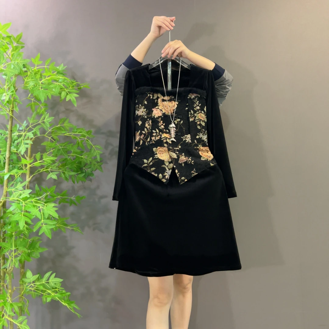 冬季新款新中式盘扣时尚气质拼接设计感显瘦百搭连衣裙大码女装