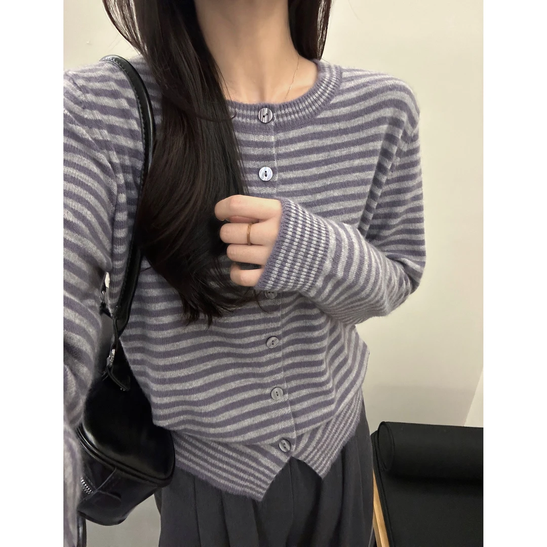 /灰紫开衫/撞色圆领针织衫女秋季新款宽松开衫外套胸52长58 95290