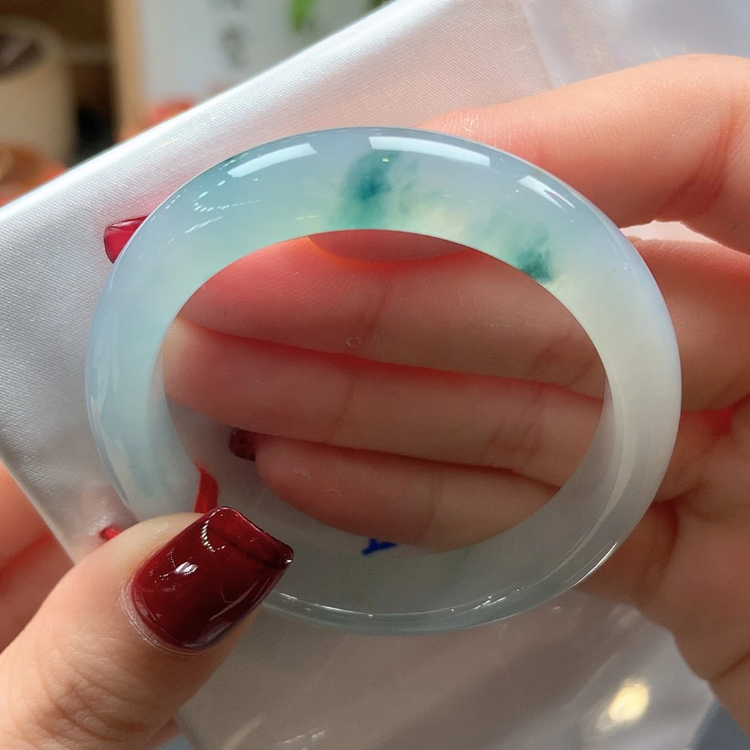 翡翠未镶嵌手镯意境蓝飘花贵妃5号