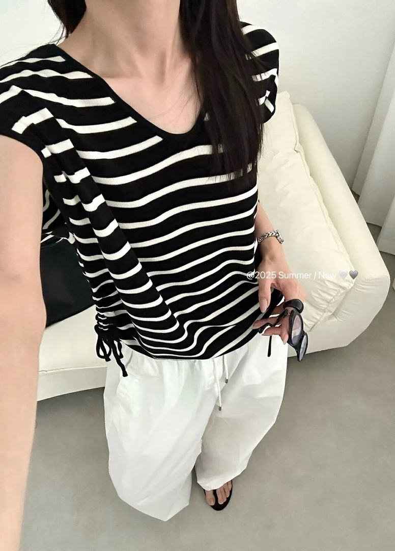 V领条纹抽绳设计显瘦107