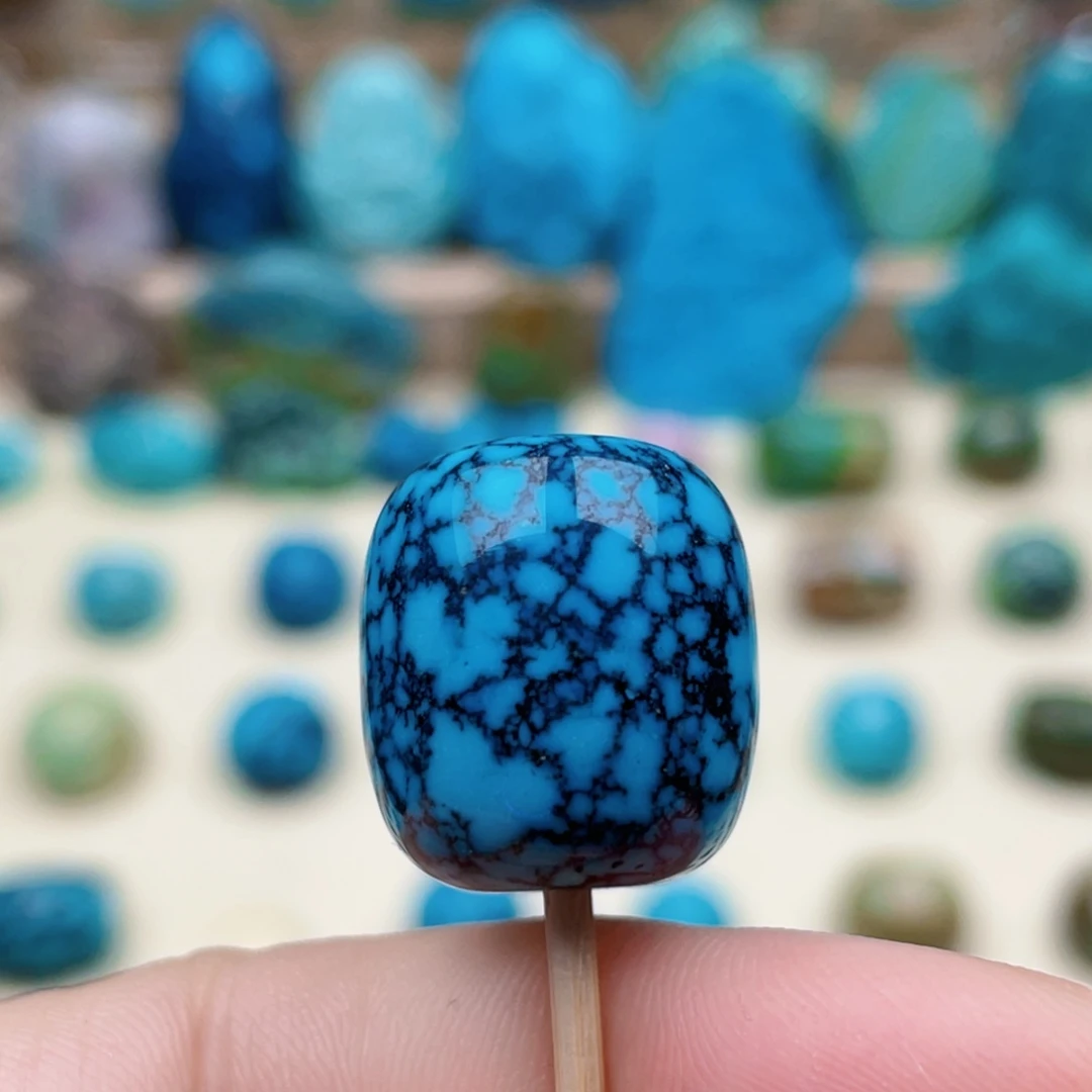 绿松石未镶嵌绿松石16.3*18mm