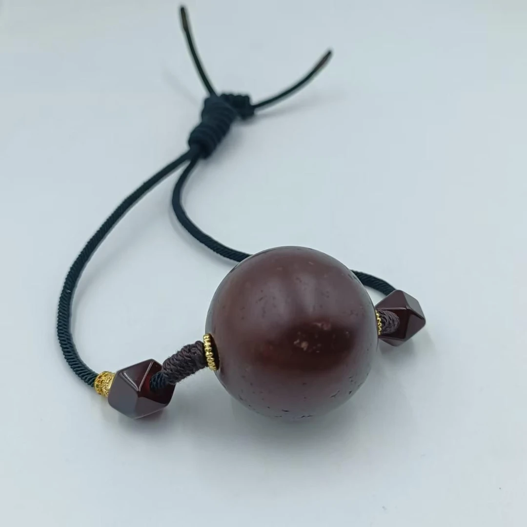 【宝韵】老型 风化纹球型蛇纹石脖挂KC7617