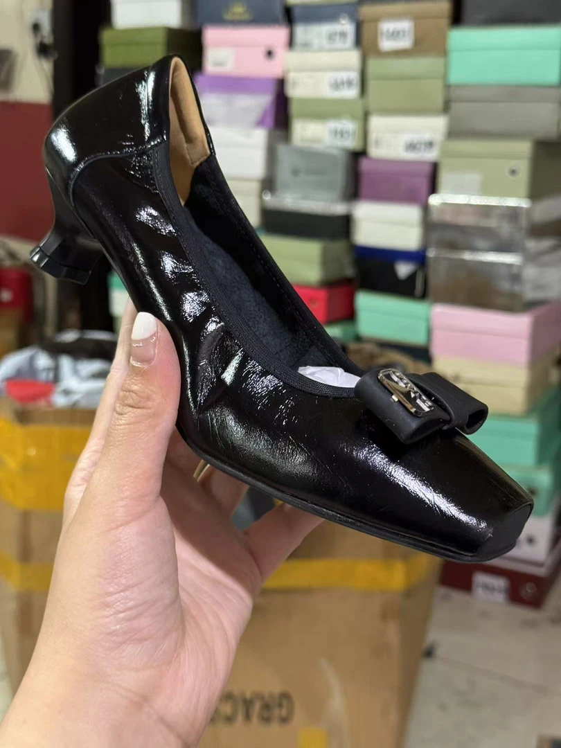 0561 新款百搭休闲单鞋