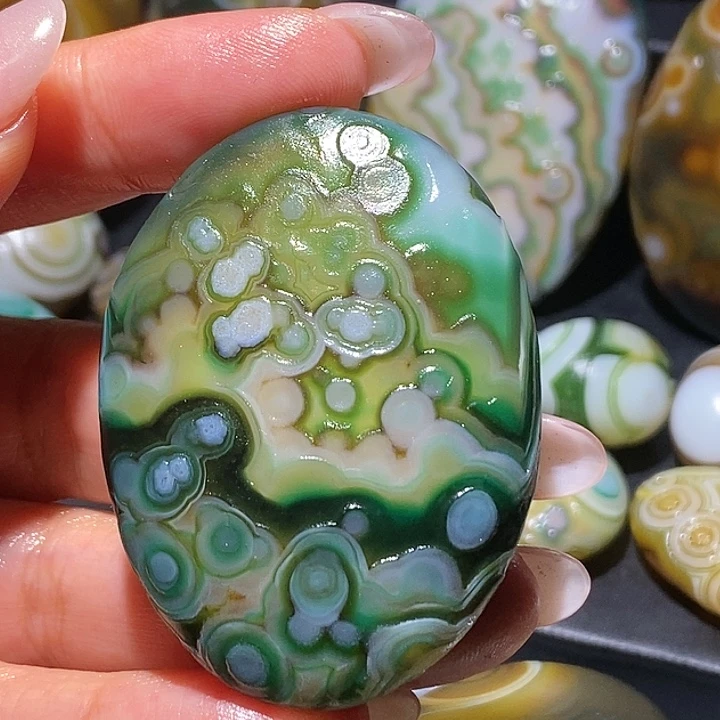 玛瑙/玉髓未镶嵌珠宝奇石35