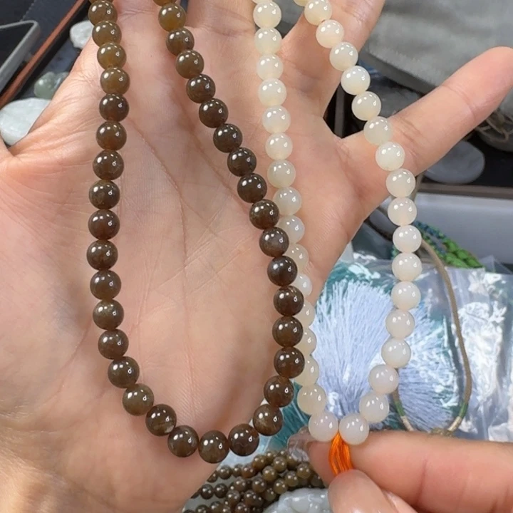 颈饰未镶嵌和田玉卡6