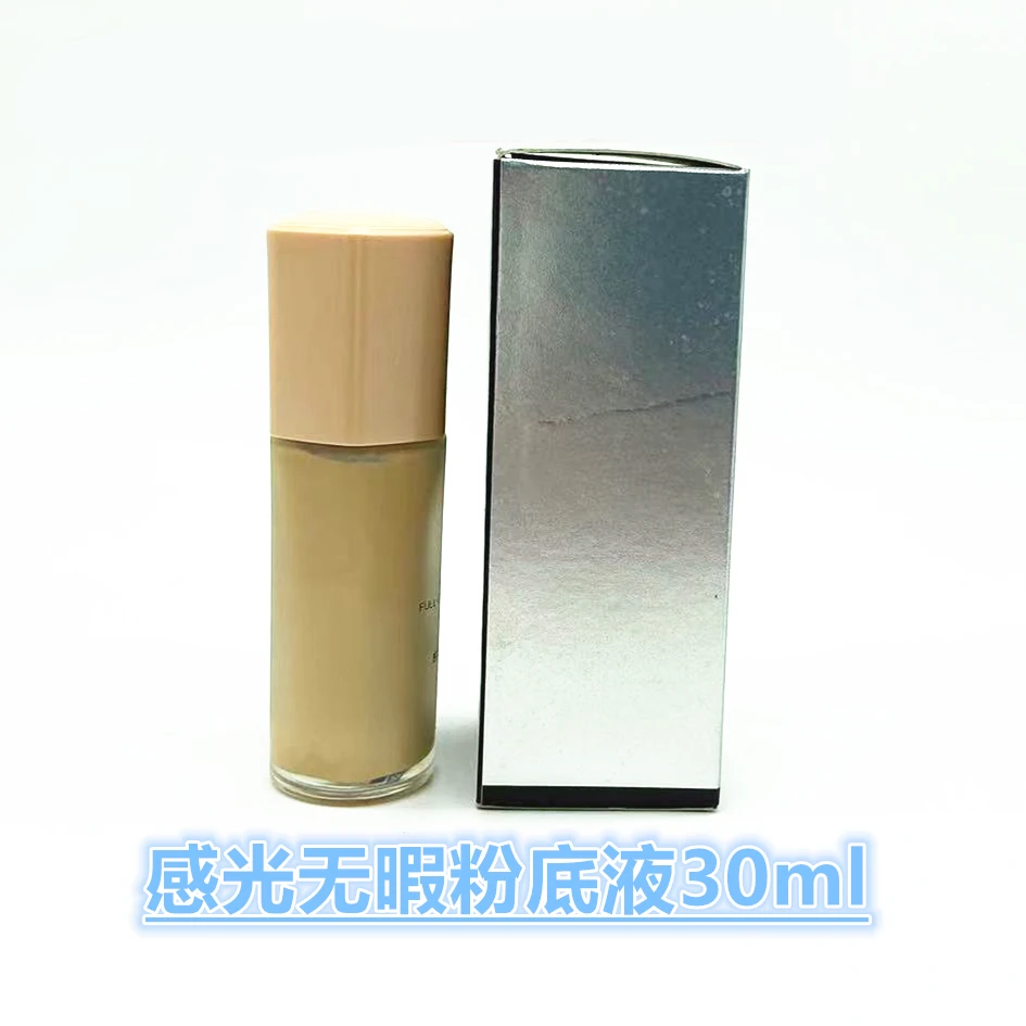 【25年效期，介意勿拍】感光无暇持妆粉底液30ml