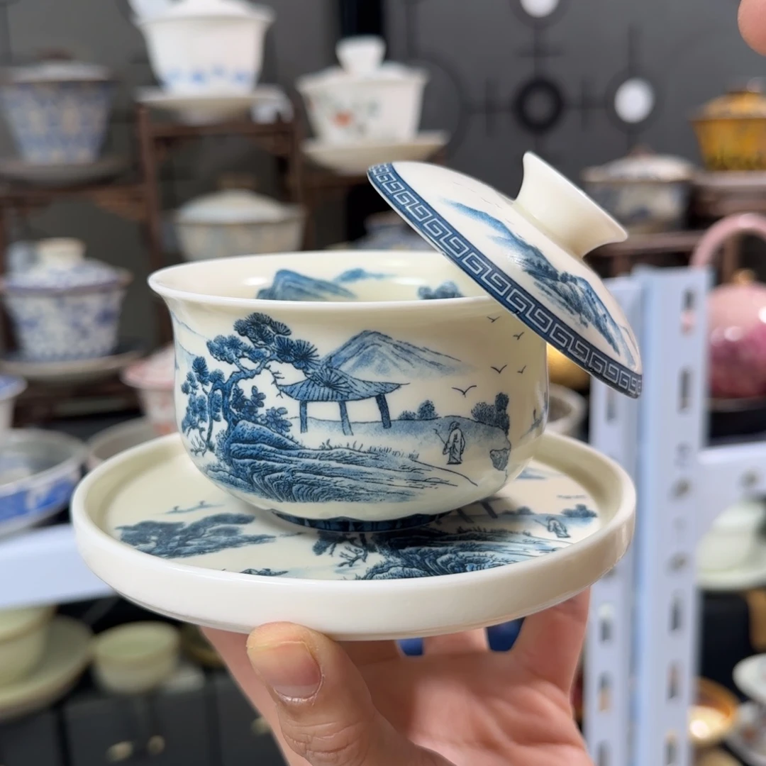 高温下的高温天气使人心情愉悦