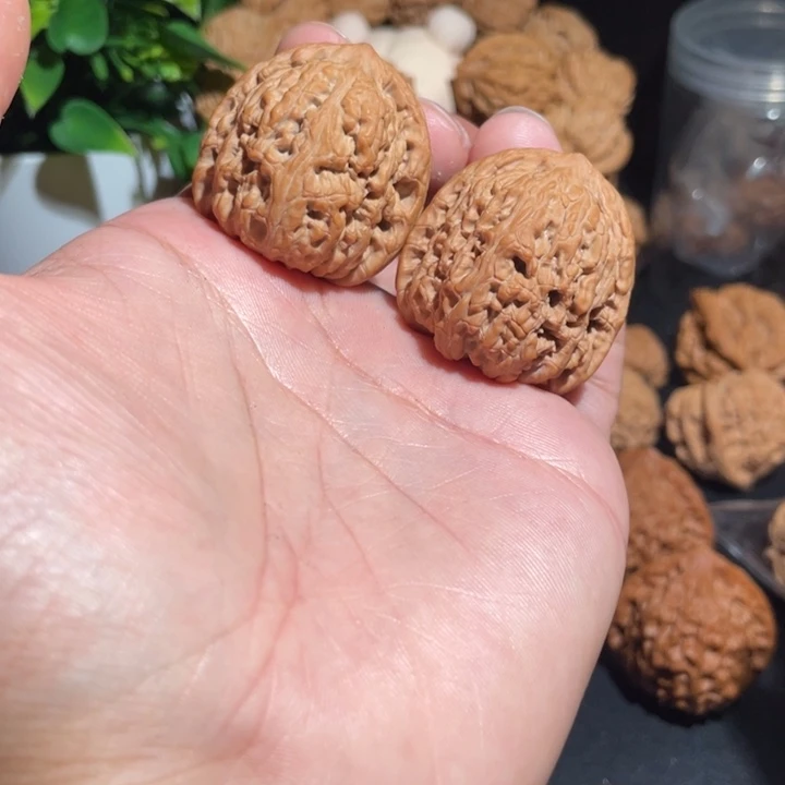 文玩核桃把件35红玛瑙