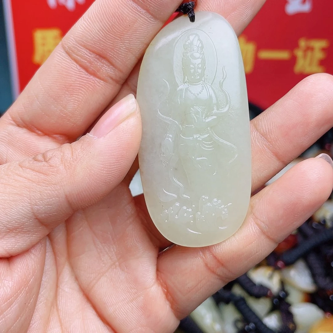 和田玉颈饰未镶嵌