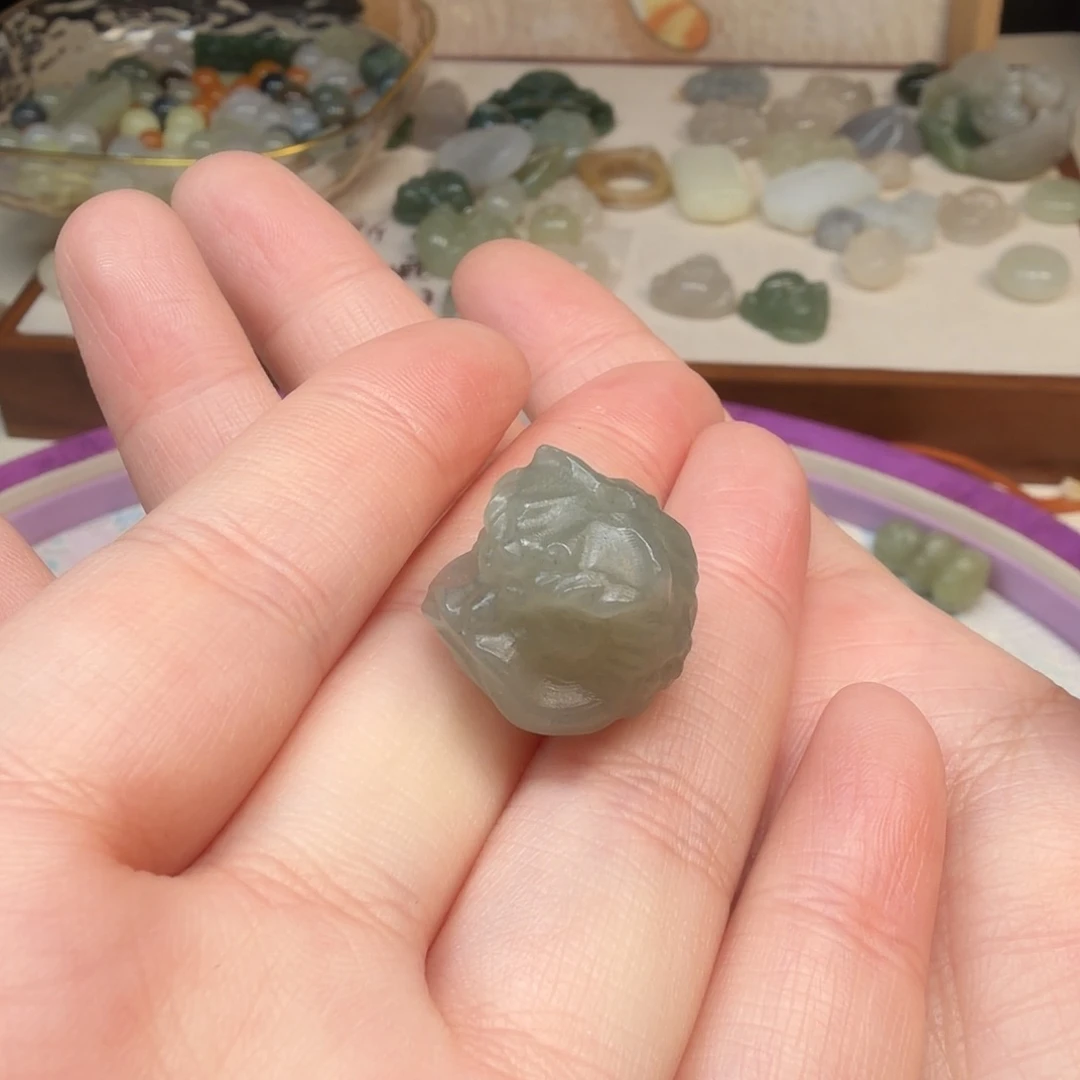 和田玉（糖玉）未镶嵌颈饰