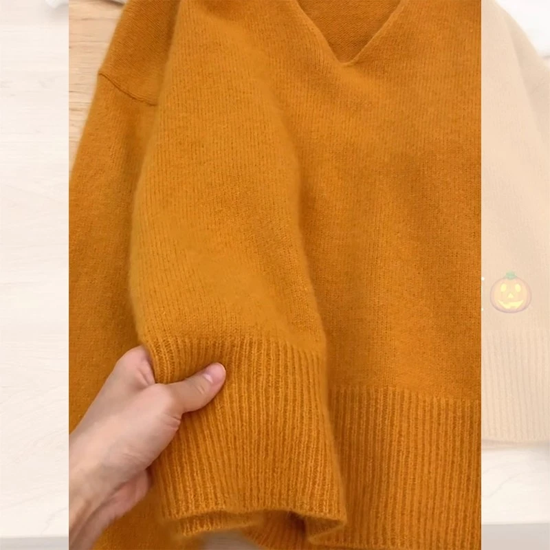 胖mm大码女装浣熊绒v领毛衣女秋冬慵懒高级独特漂亮宽松针织衫