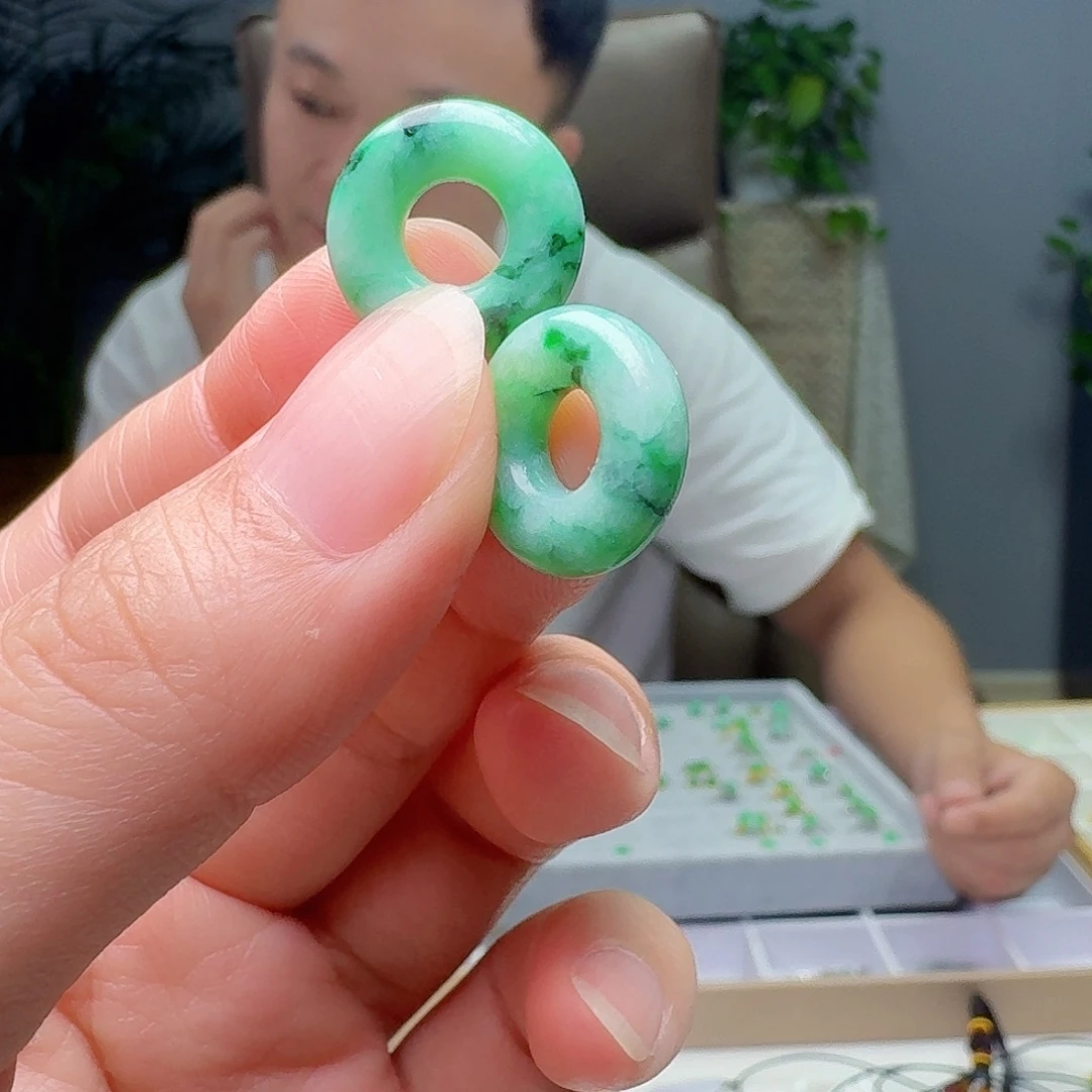 裸石翡翠多样性发货其一