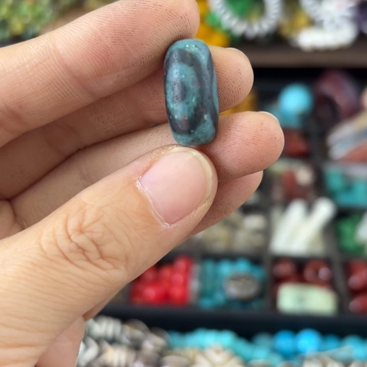 邻***叽玛瑙/玉髓颈饰未镶嵌