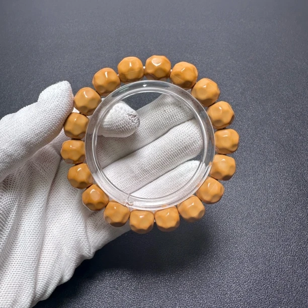 龙岩奶酪12-13左右猴头核桃手串