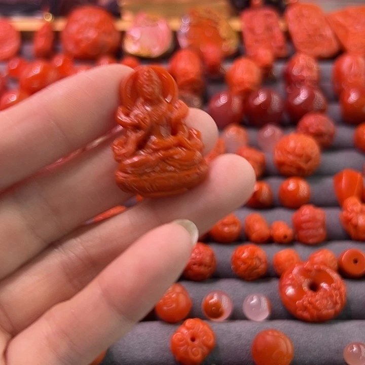 南红玛瑙未镶嵌手链