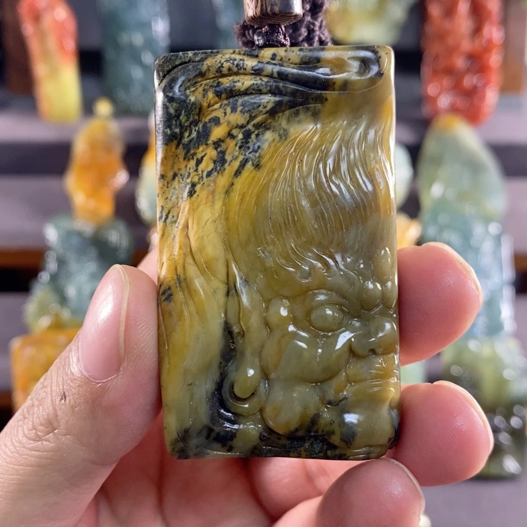 岫玉未镶嵌花玉挂件