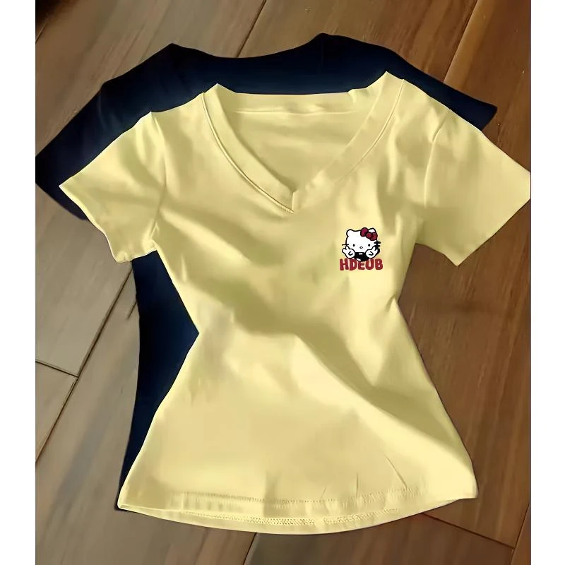 新款2025夏季显瘦辣妹设计甜美正肩短袖V领T恤多巴胺修身上衣女装