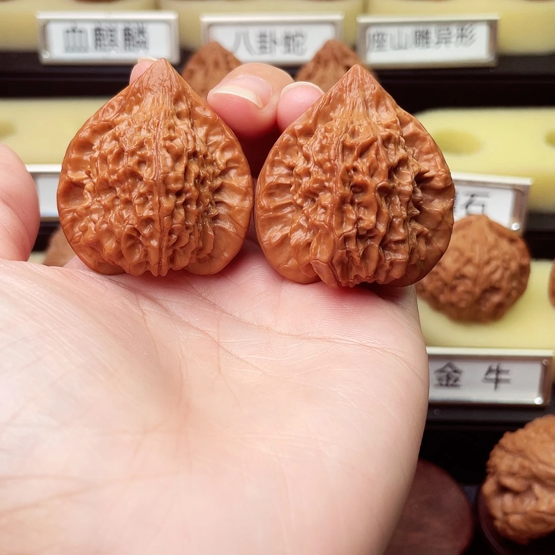 红***开文玩核桃吊坠朱雀39尺611