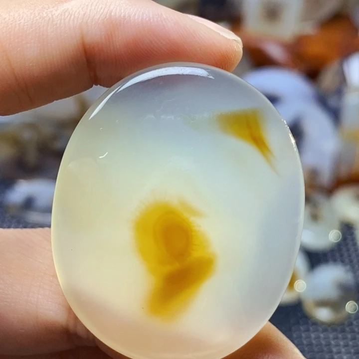 玛瑙/玉髓未镶嵌珠宝半成品