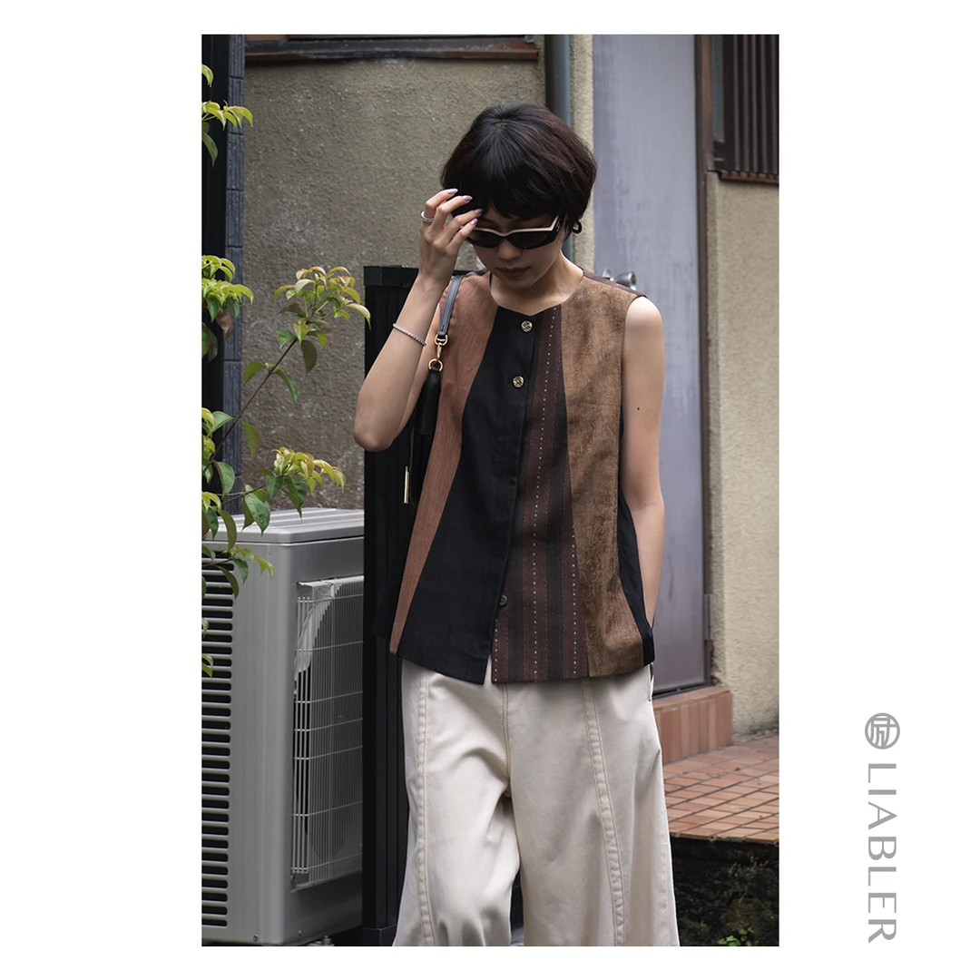LIABLER/励 C25春夏文艺撞色竖拼设计复古马甲上衣 LSS25353J