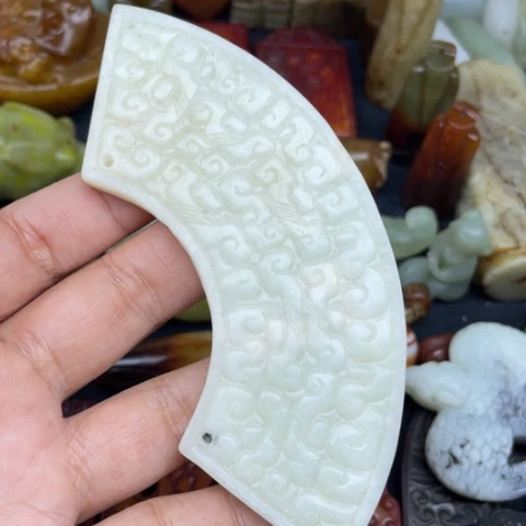 蛇纹石玉未镶嵌颈饰34