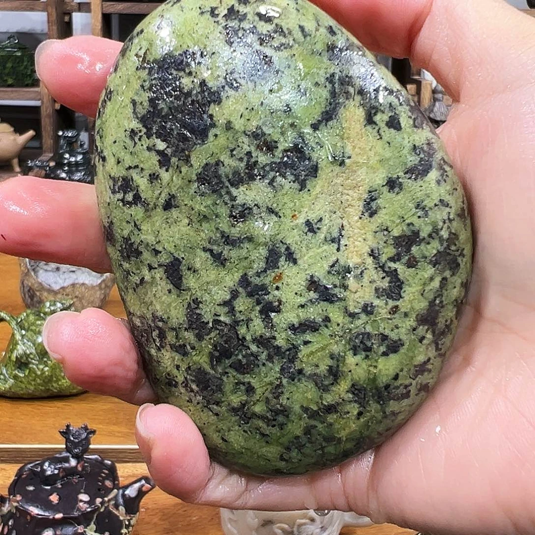 福利天然原石藏玉石