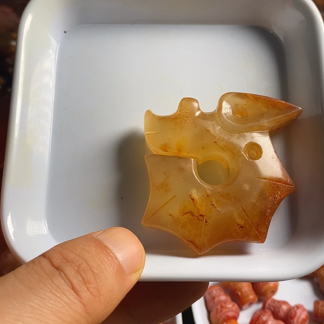 岫岩老玉(透闪石质玉)未镶嵌挂件