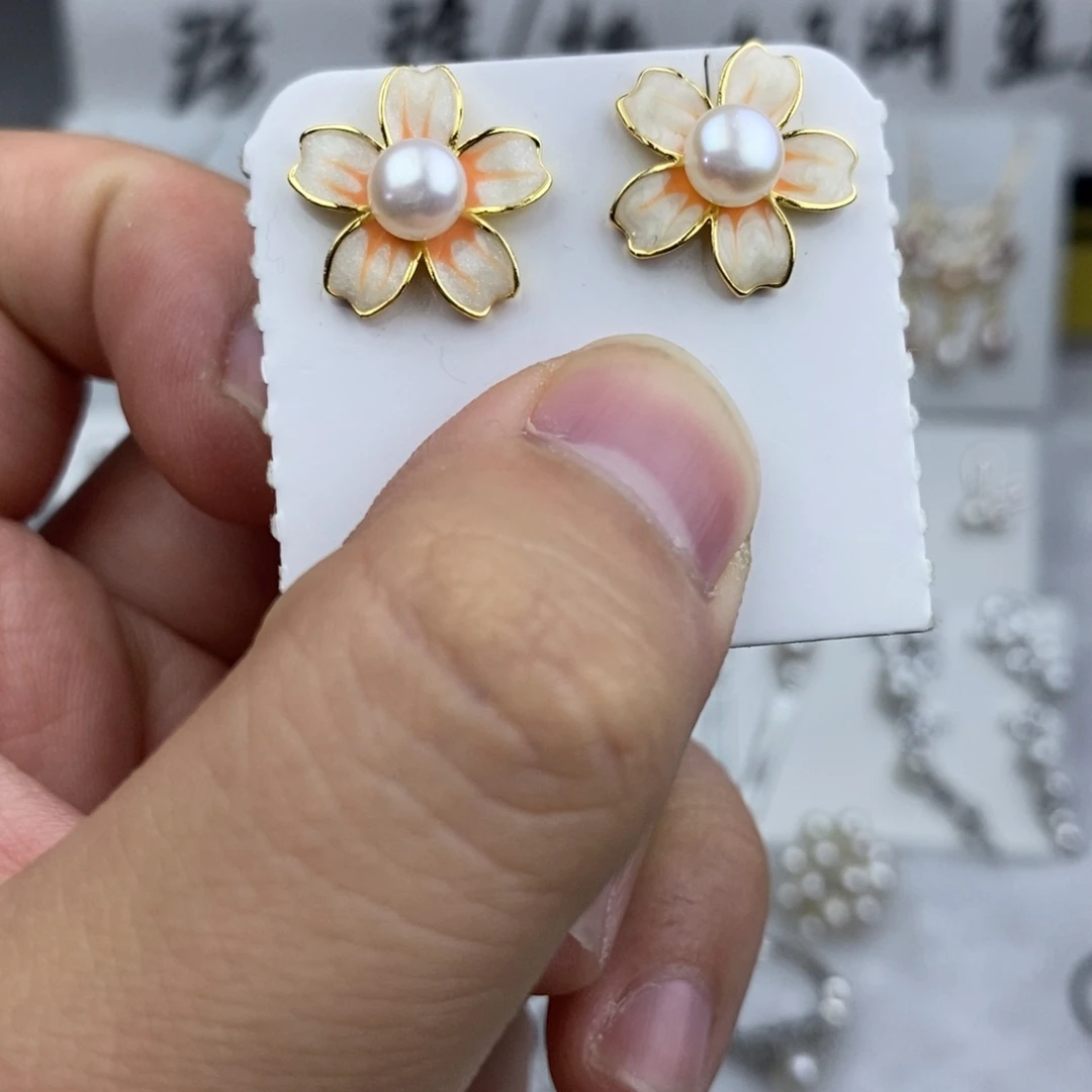 未镶嵌耳饰淡水珍珠