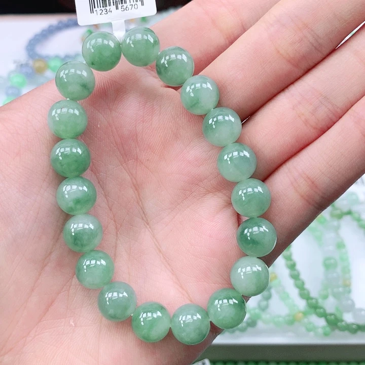 未镶嵌手链翡翠?翡翠